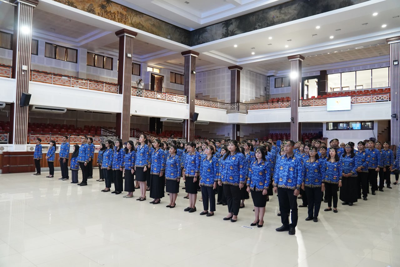 Unud Gelar Pengambilan Sumpah/Janji PNS dan Pejabat Fungsional